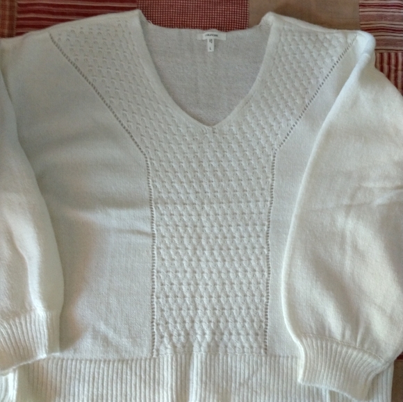 Sweater - Picture 3 of 4